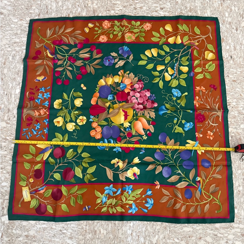 NOT FOR SALE!!
Gucci Floral Silk Scarf - Green and Orange - Picture 3 of 3